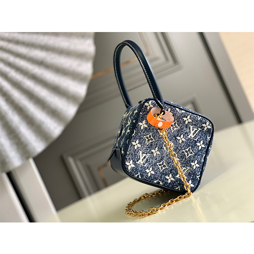 【ルイヴィトン LOUIS VUITTON】M59611SQUARE BAG トートバック